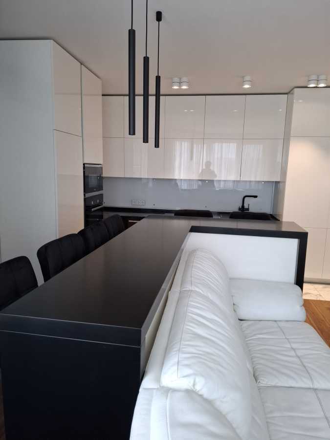 Продажа 2-комнатной квартиры 73 м², Демеевская ул., 13