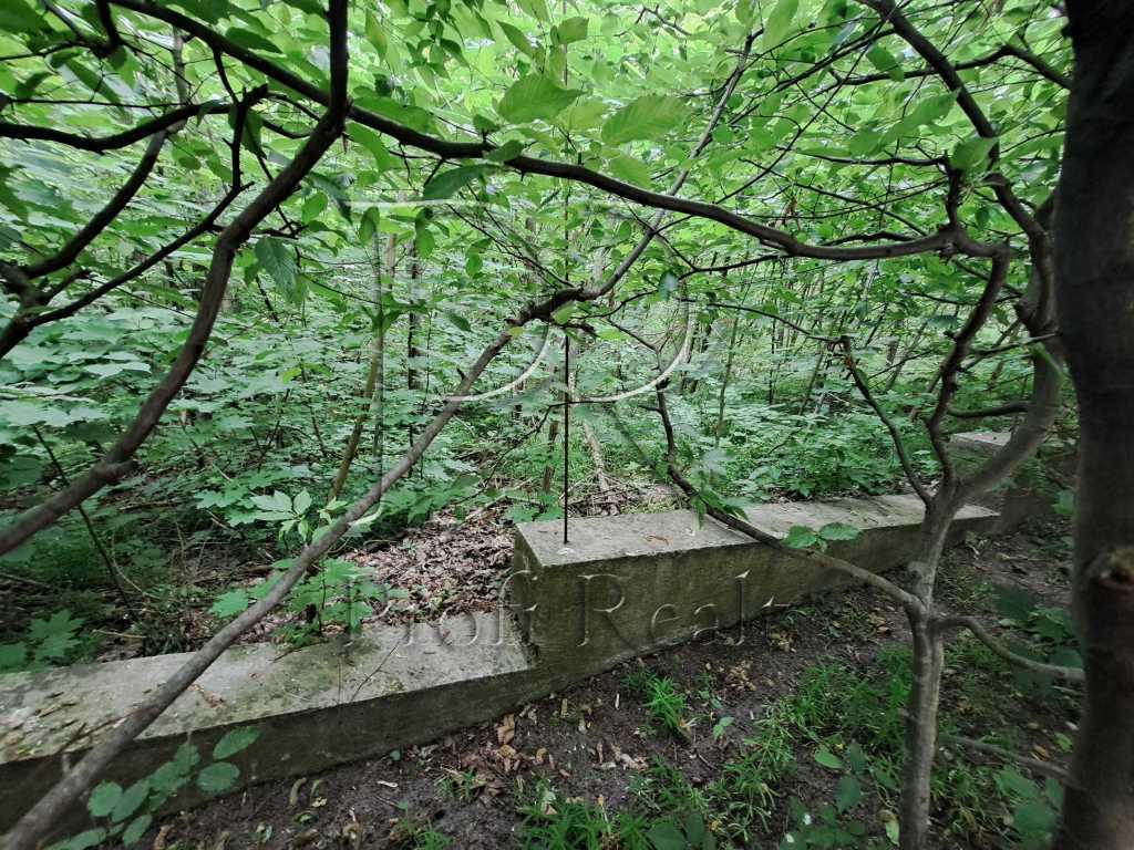 Продаж ділянки під індивідуальне житлове будівництво 11 соток, Центральна вулиця