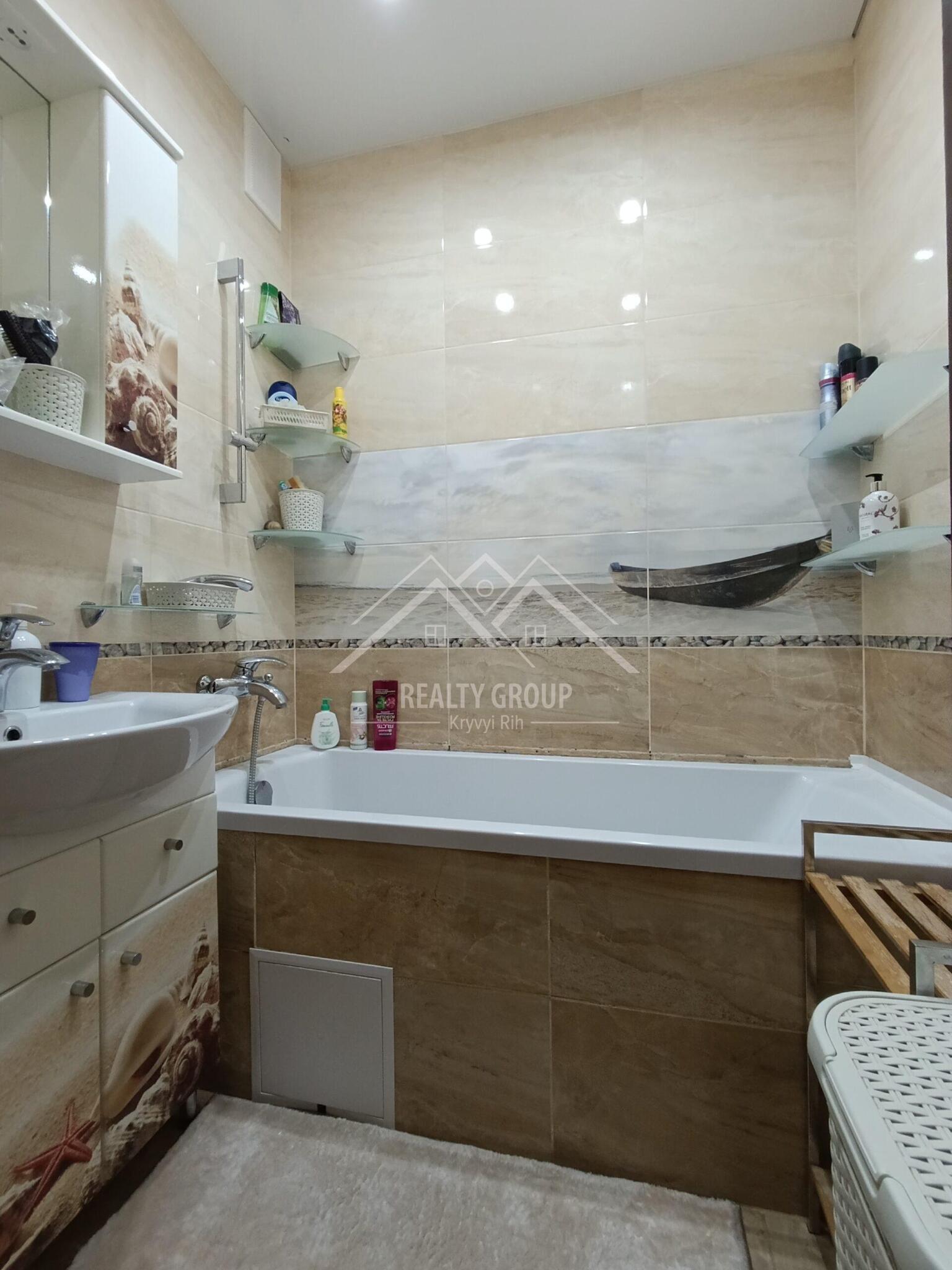 Продаж 3-кімнатної квартири 62.6 м², Івана Авраменка вул., 13