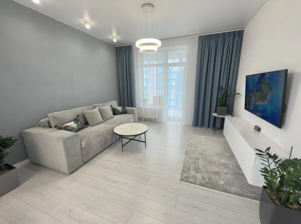 Продажа 3-комнатной квартиры 87 м², Толбухина ул.