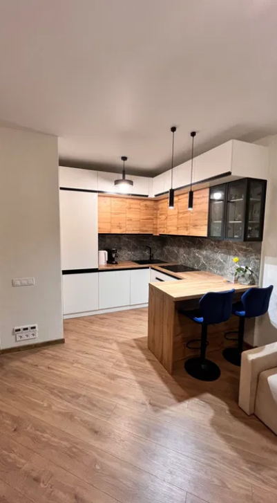 Продаж 1-кімнатної квартири 33 м², Інглезі вул.