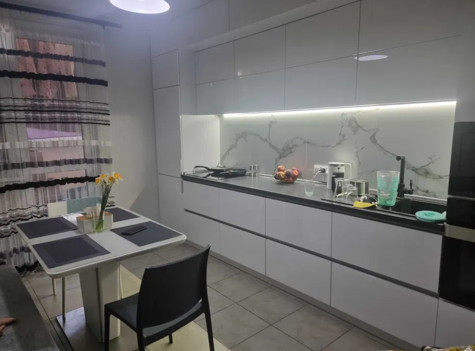 Продажа 2-комнатной квартиры 59 м², Академика Воробьёва ул.