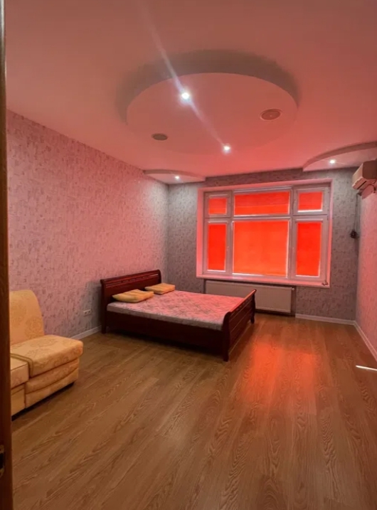 Аренда дома 500 м², Дача Ковалевского ул.