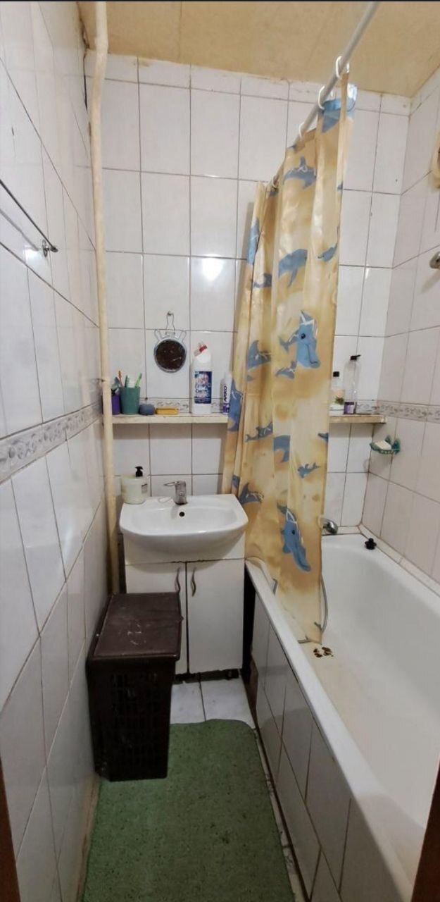 Продажа 4-комнатной квартиры 69 м², Архитекторов ул.