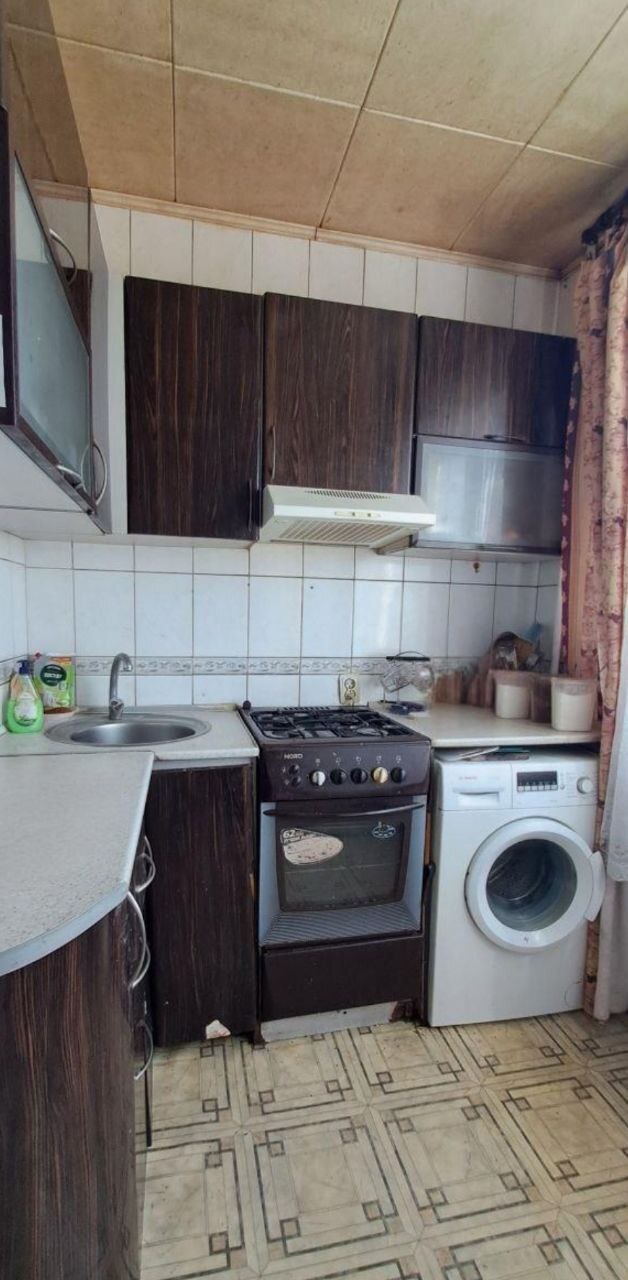 Продажа 4-комнатной квартиры 69 м², Архитекторов ул.