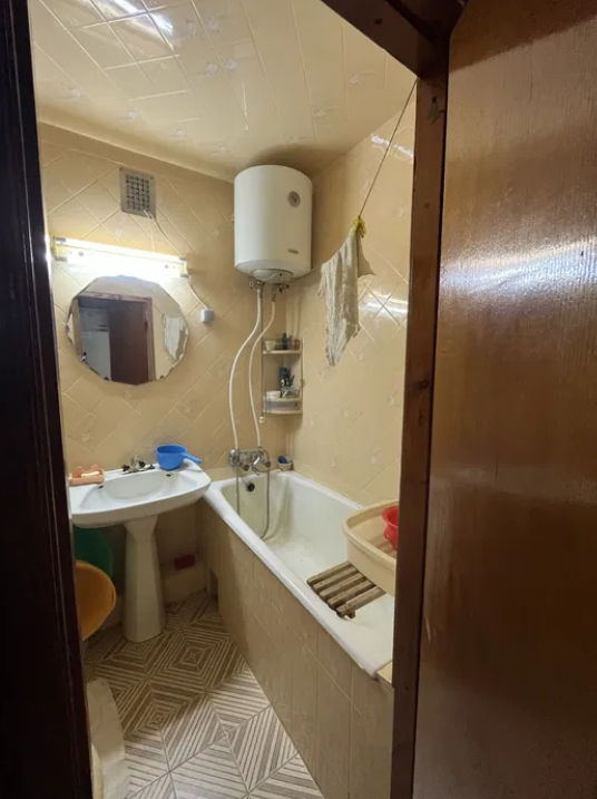 Продажа 3-комнатной квартиры 58 м², Академика Королева ул.