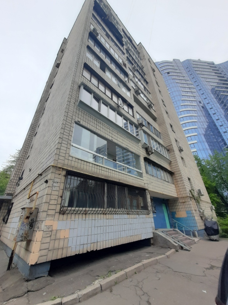 Оренда 3-кімнатної квартири 78 м², Чешська вул., 6