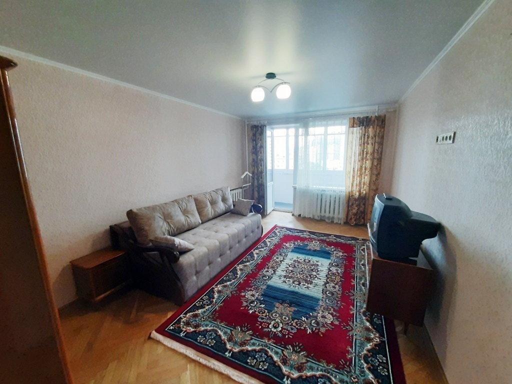 Оренда 3-кімнатної квартири 78 м², Чешська вул., 6