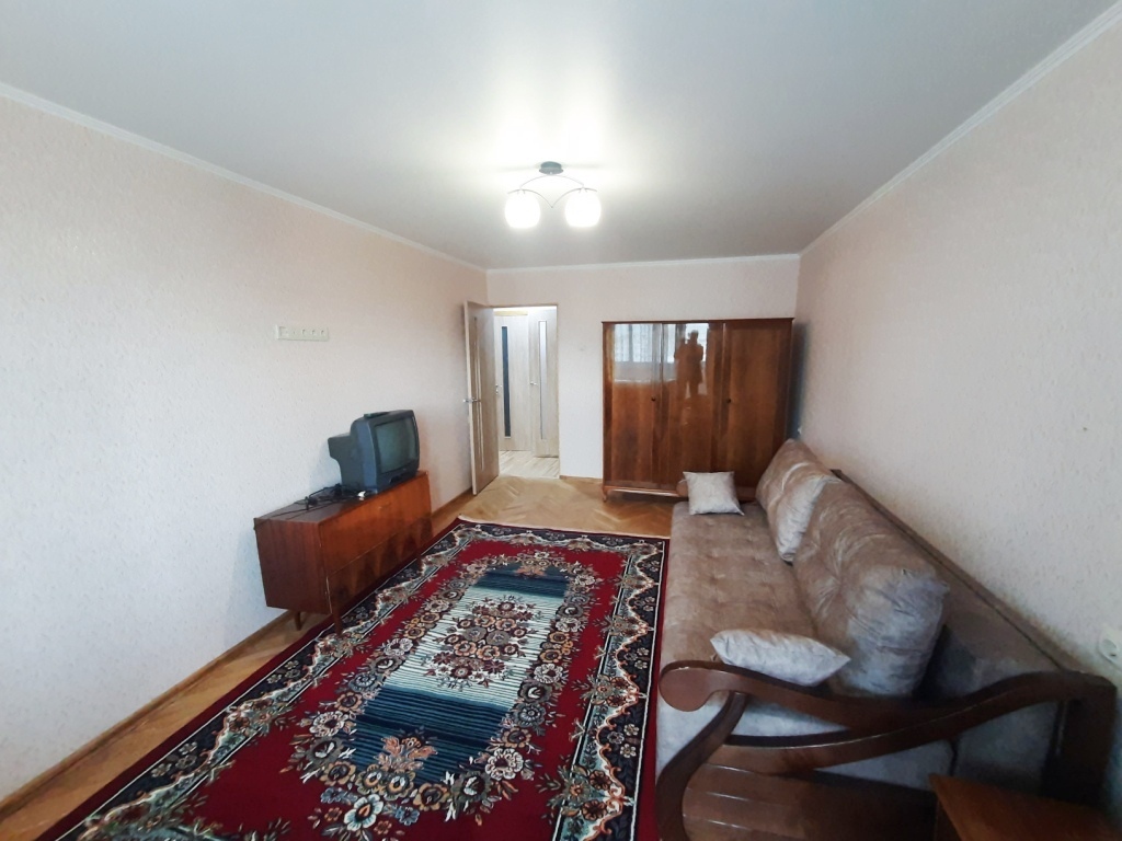 Оренда 3-кімнатної квартири 78 м², Чешська вул., 6