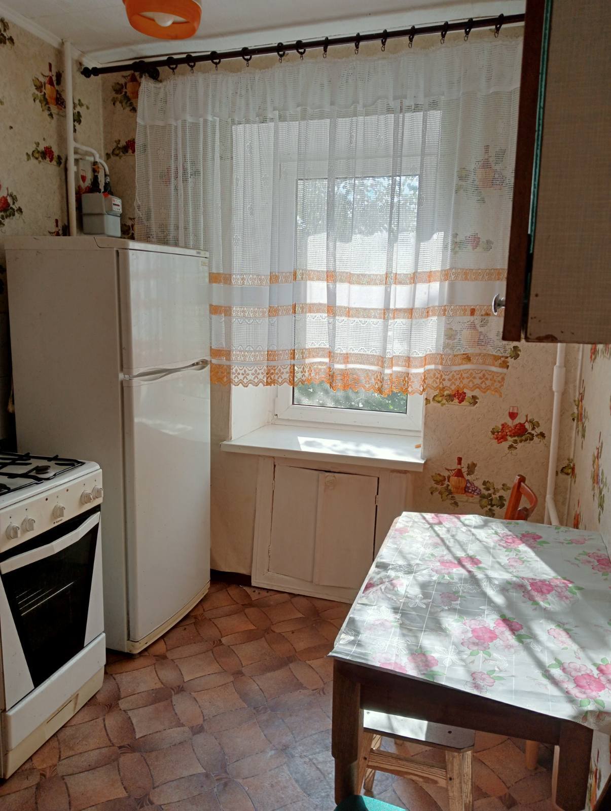 Оренда 1-кімнатної квартири 30 м², Василя Сухомлинського вул., 54