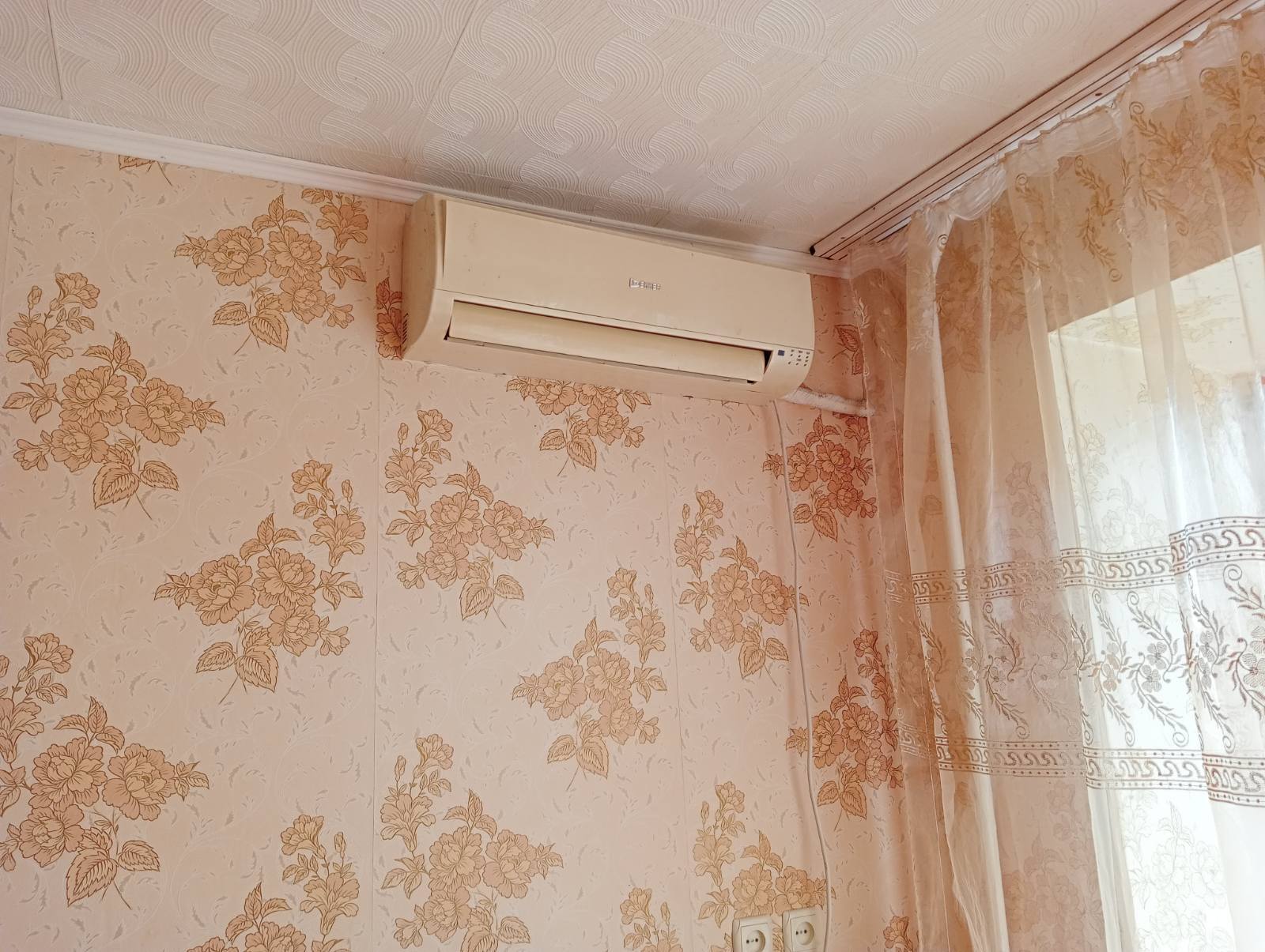 Оренда 1-кімнатної квартири 30 м², Василя Сухомлинського вул., 54