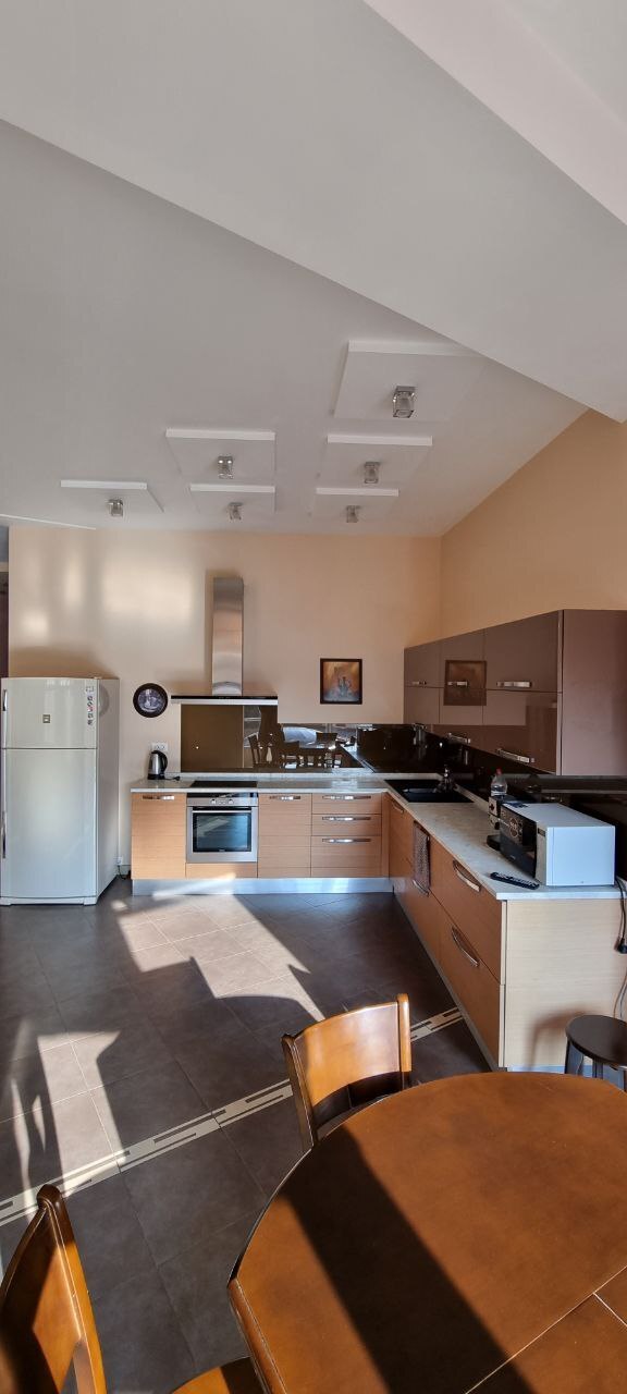 Аренда 1-комнатной квартиры 120 м², Лидерсовский бул., 5