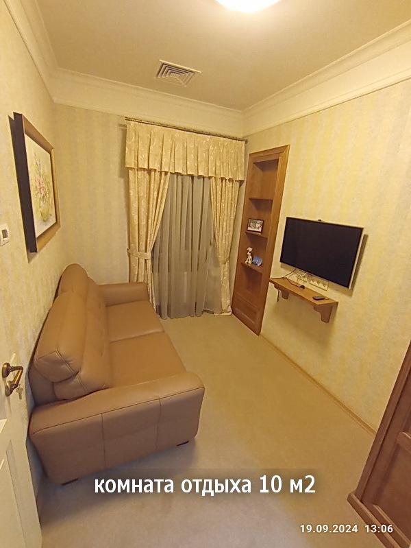 Оренда офісу 210 м², Полтавська вул., 10