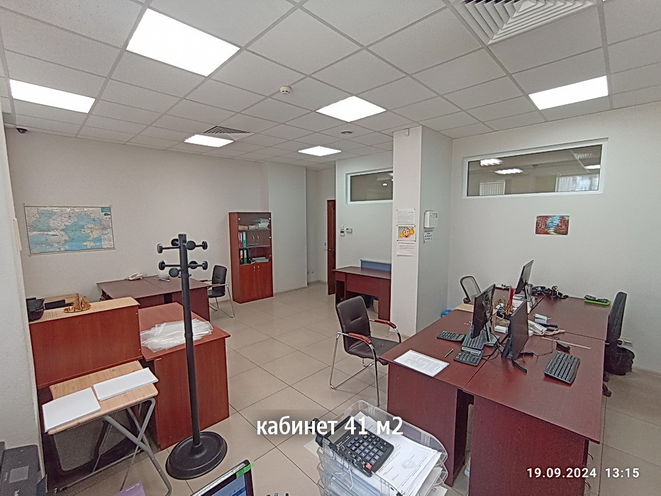 Оренда офісу 210 м², Полтавська вул., 10
