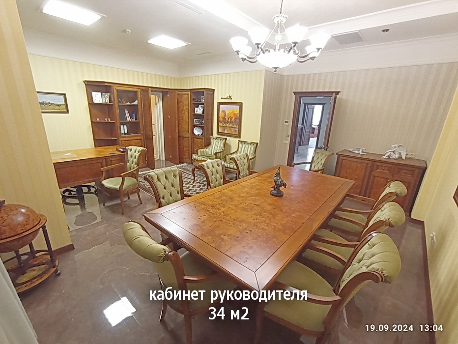 Оренда офісу 210 м², Полтавська вул., 10