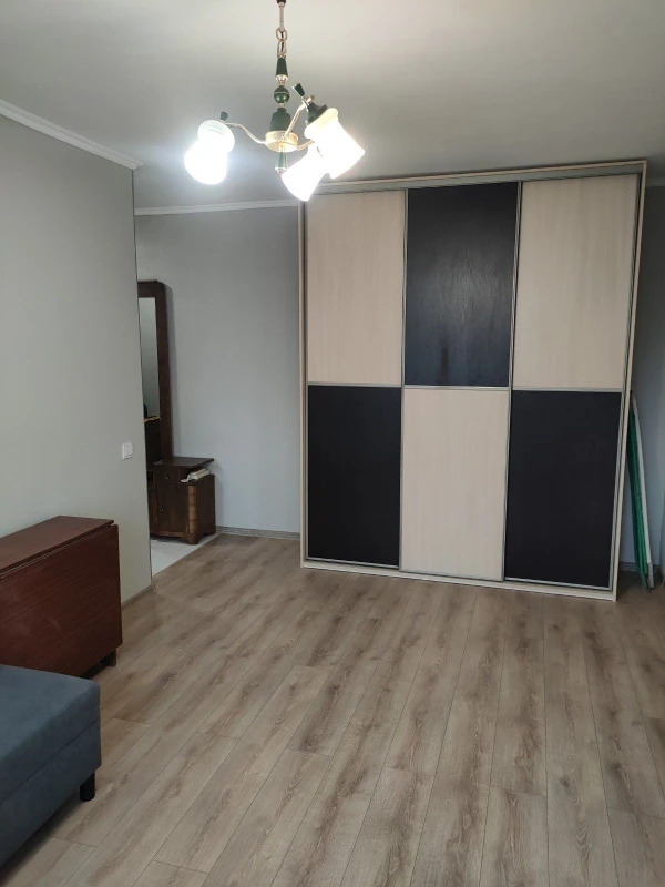 Оренда 1-кімнатної квартири 33 м²