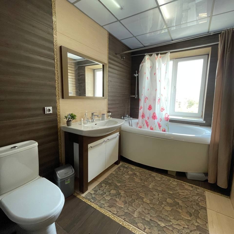 1-кімнатна квартира подобово 46 м², Василя Жуковського вул., 4А