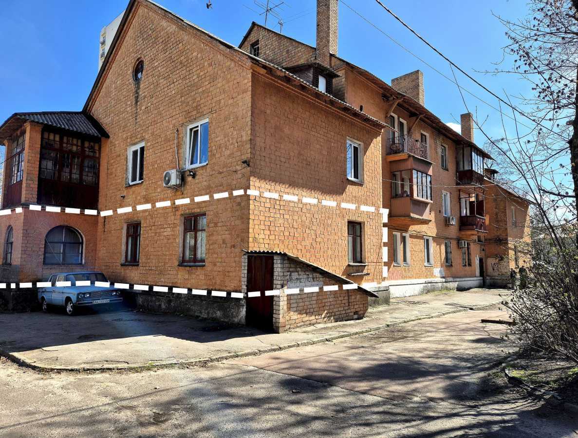 Продажа 3-комнатной квартиры 66 м², Юрия Поправки ул., 13