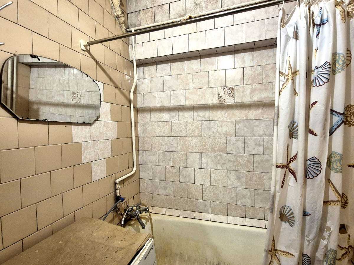 Продажа 3-комнатной квартиры 66 м², Юрия Поправки ул., 13