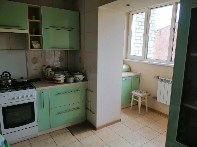 Продаж 3-кімнатної квартири 73 м²