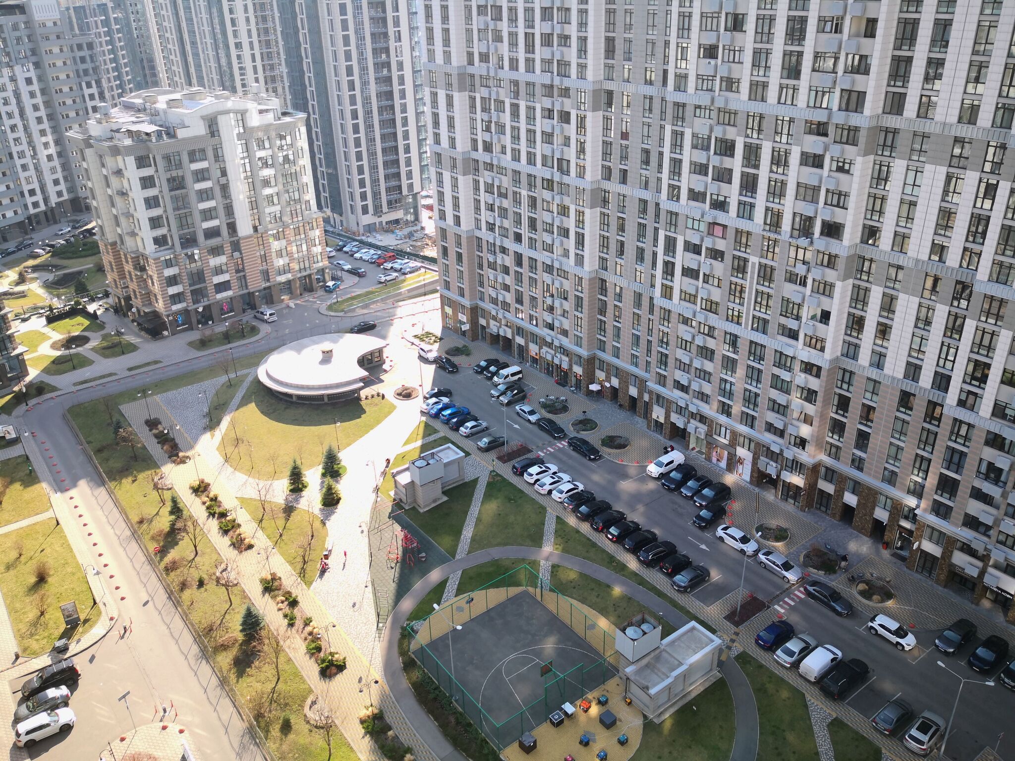 Продажа 3-комнатной квартиры 132 м², Михаила Драгомирова ул., 14А