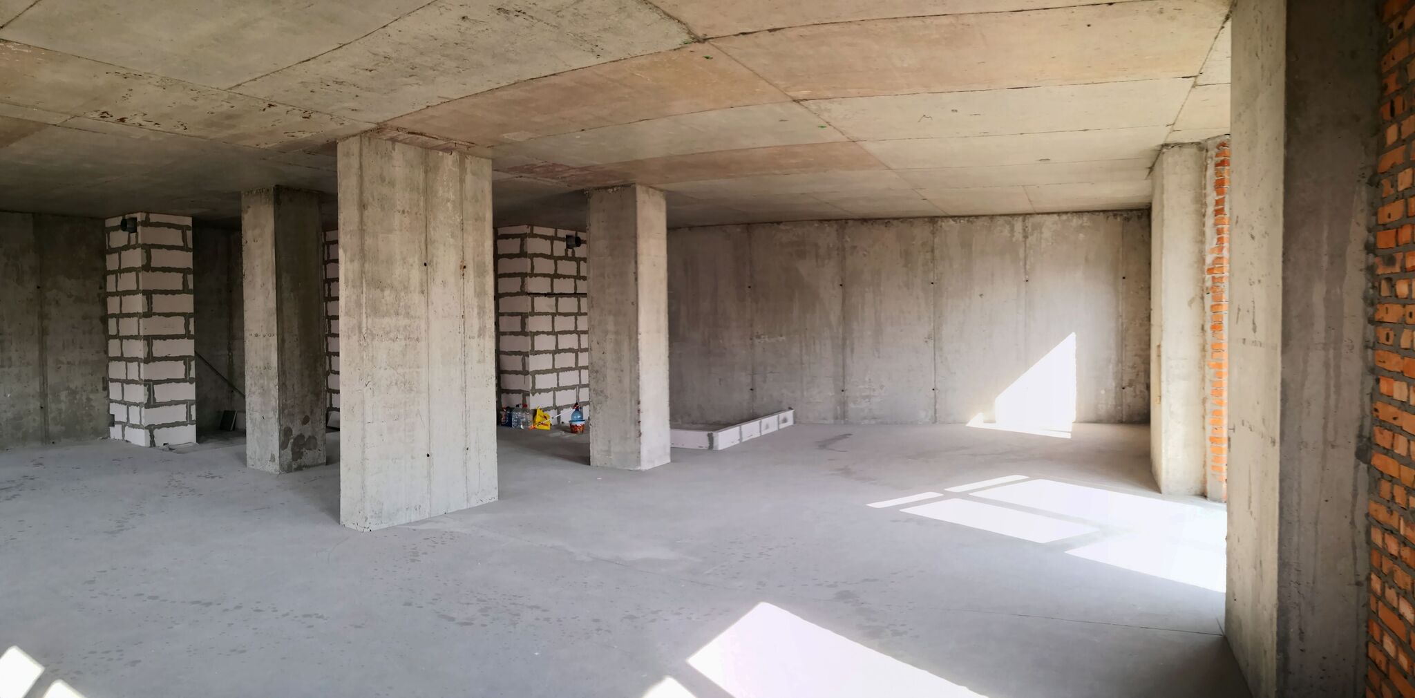 Продажа 3-комнатной квартиры 132 м², Михаила Драгомирова ул., 14А