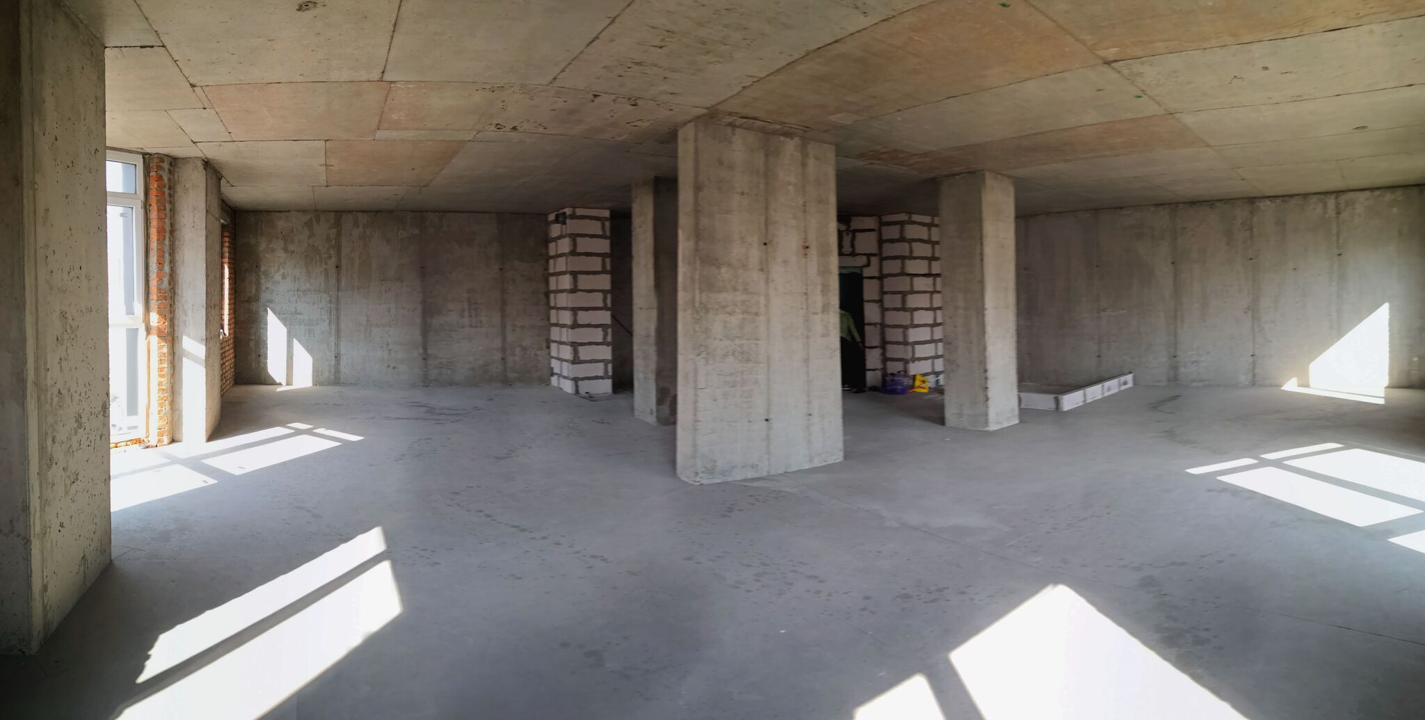 Продажа 3-комнатной квартиры 132 м², Михаила Драгомирова ул., 14А