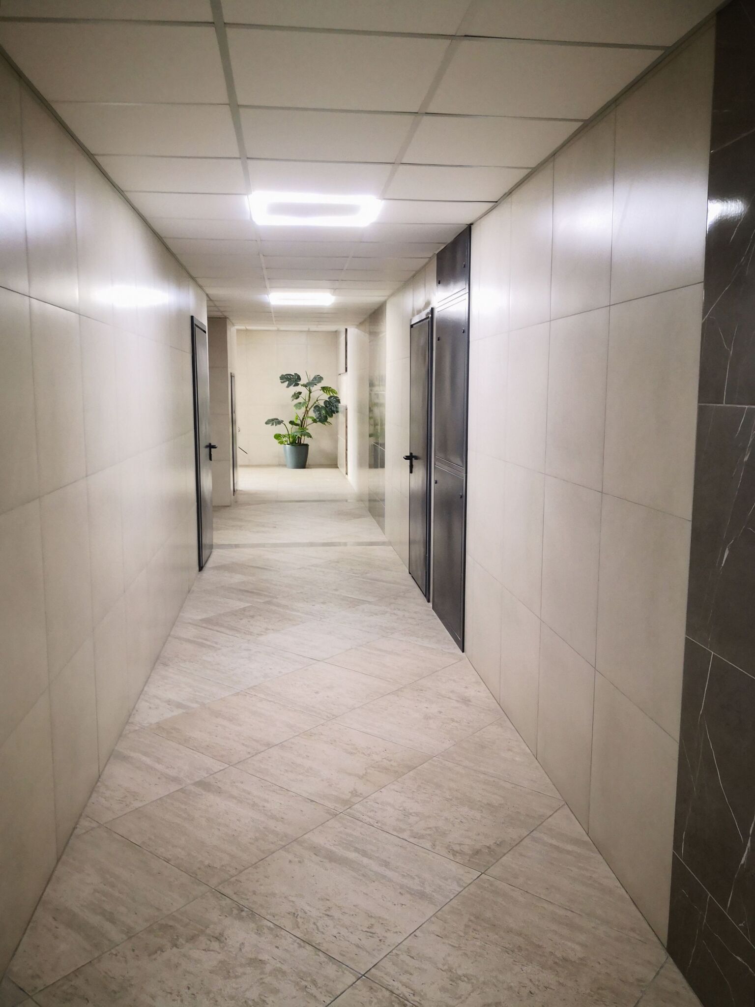 Продажа 3-комнатной квартиры 132 м², Михаила Драгомирова ул., 14А