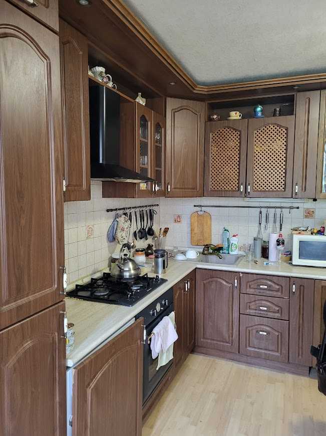 Продаж 2-кімнатної квартири 66 м², Грушевського вул., 13