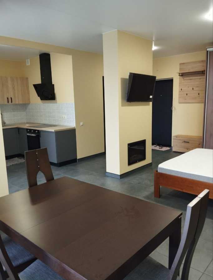Оренда 1-кімнатної квартири 41 м², Лесі Українки вул., 3