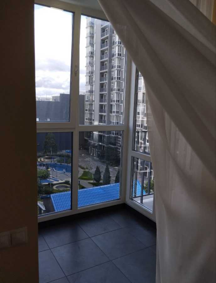 Оренда 1-кімнатної квартири 41 м², Лесі Українки вул., 3