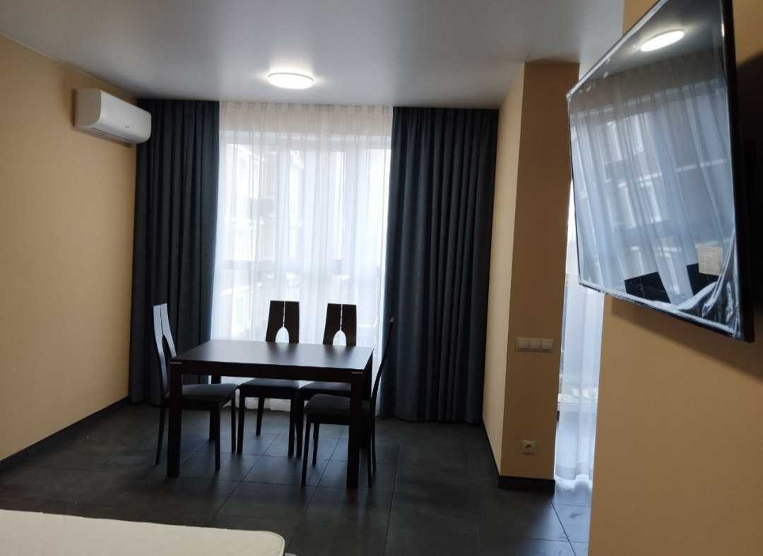 Оренда 1-кімнатної квартири 41 м², Лесі Українки вул., 3