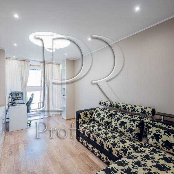 Продажа 3-комнатной квартиры 91 м², Глубочицкая ул., 13