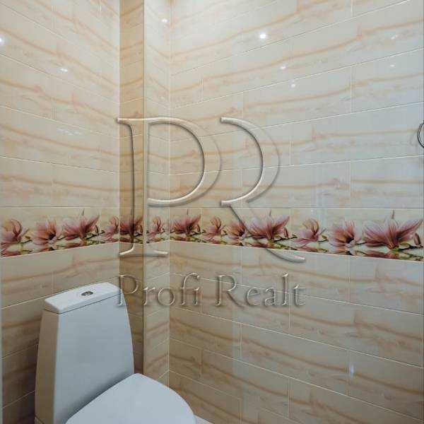 Продажа 3-комнатной квартиры 91 м², Глубочицкая ул., 13