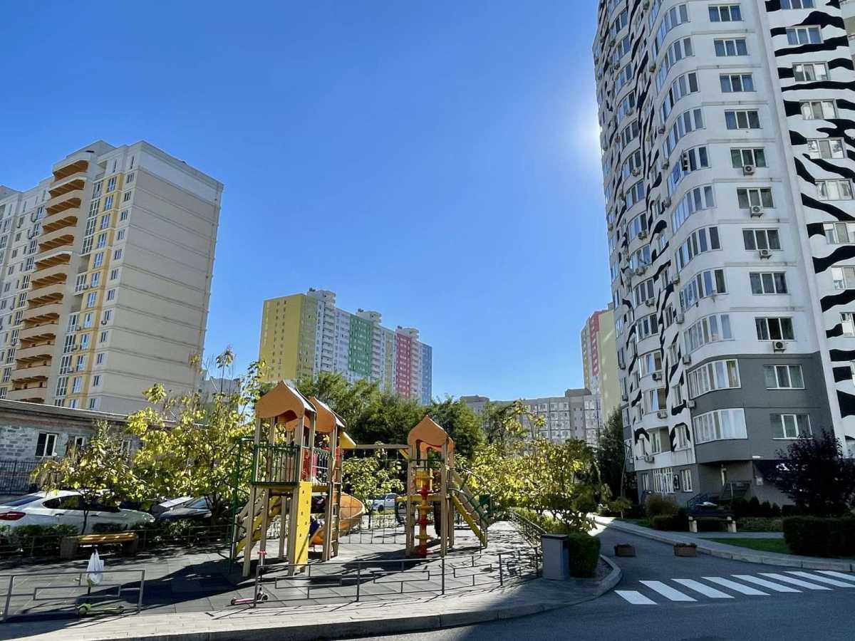 Продаж 5-кімнатної квартири 180 м², Чубинського вул., Павла, 11