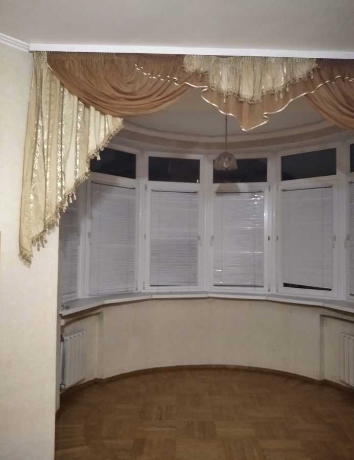 Продаж 3-кімнатної квартири 102 м², Турівська вул., 29