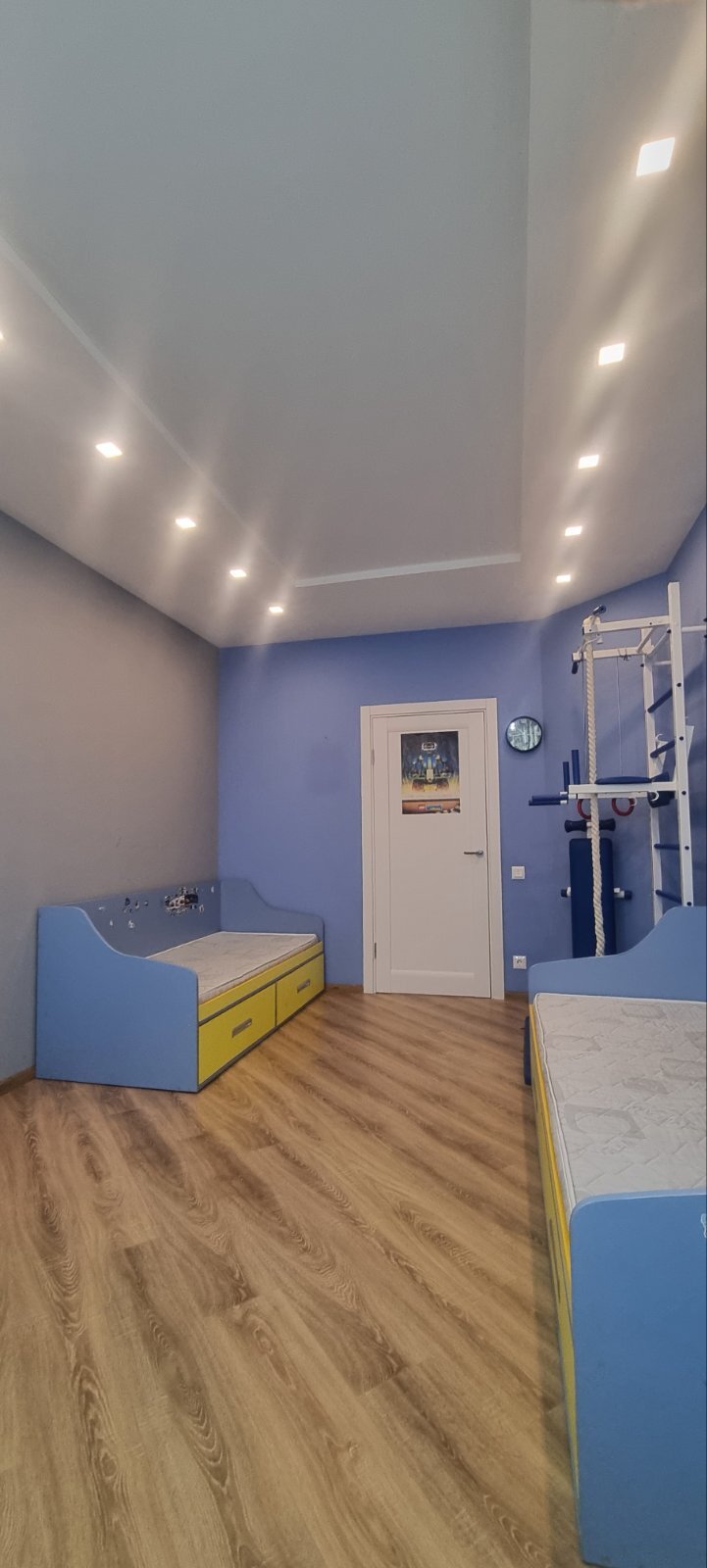 Продаж 2-кімнатної квартири 63 м², Михайла Донця вул., 2А