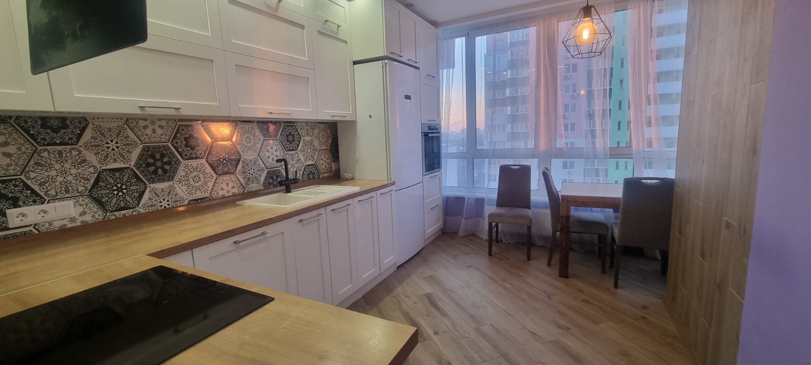 Продаж 2-кімнатної квартири 63 м², Михайла Донця вул., 2А