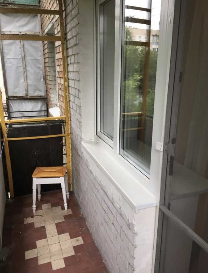 Продаж 3-кімнатної квартири 60 м², Дегтярівська вул., 28
