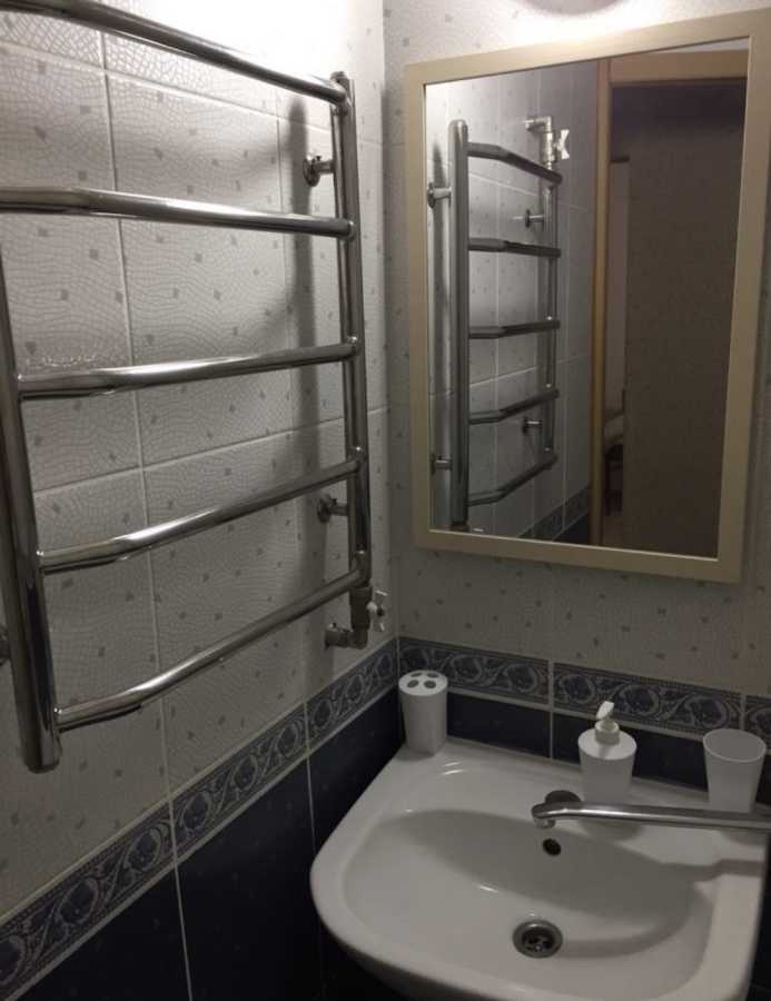 Продаж 3-кімнатної квартири 60 м², Дегтярівська вул., 28