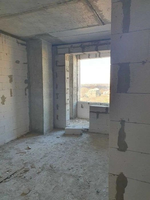 Продаж 3-кімнатної квартири 106 м²