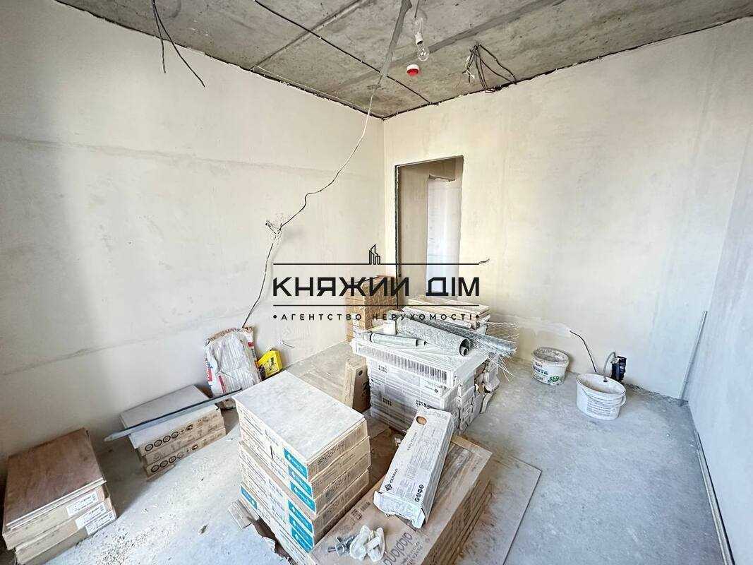 Продаж 3-кімнатної квартири 84.6 м², Вишняківська вул., 4