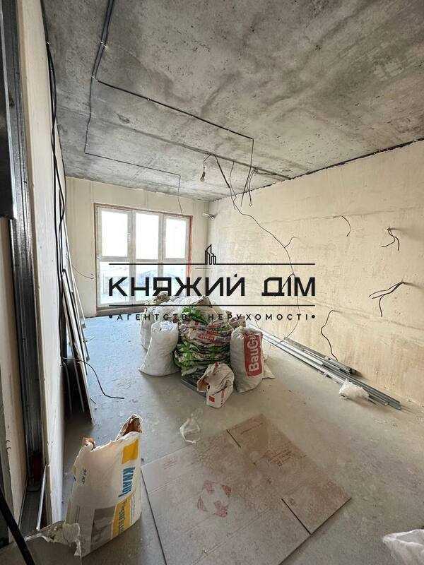 Продаж 3-кімнатної квартири 84.6 м², Вишняківська вул., 4