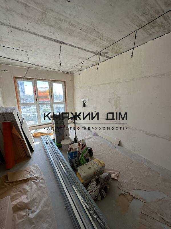 Продаж 3-кімнатної квартири 84.6 м², Вишняківська вул., 4