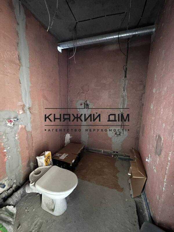 Продаж 3-кімнатної квартири 84.6 м², Вишняківська вул., 4