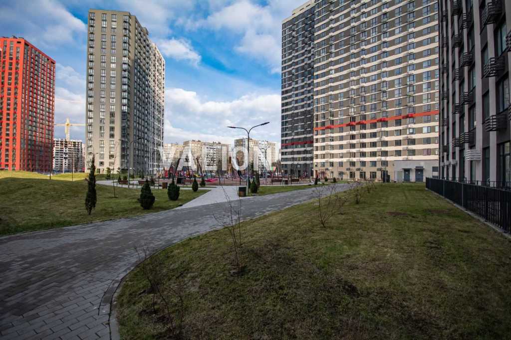 Продажа 2-комнатной квартиры 74.7 м², Всеволода Змиенко ул., Змієнка, 21