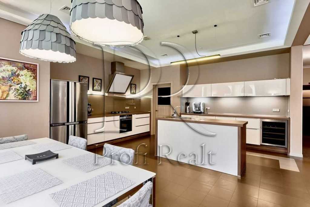 Продаж котеджу 252 м², Сагайдачного вулиця