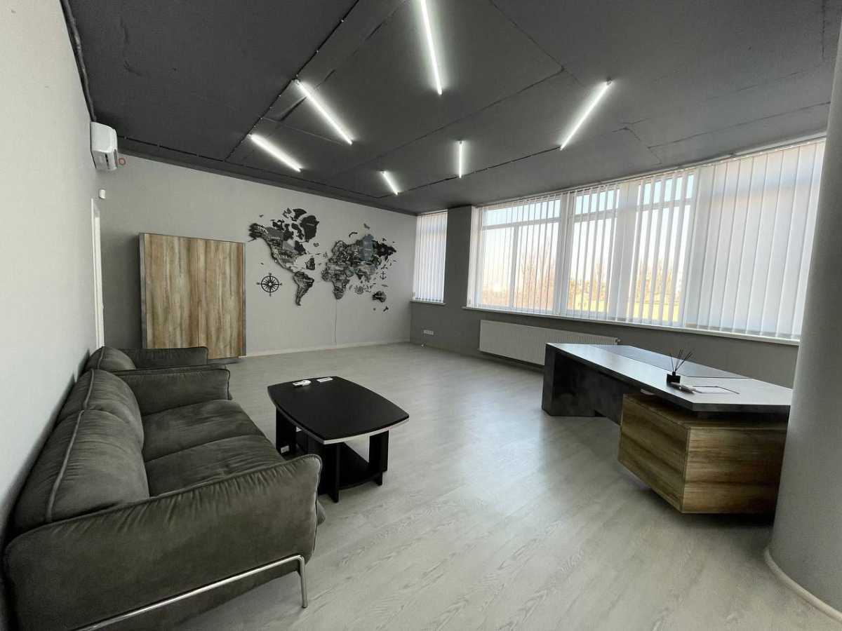 Оренда офісу 1500 м², Ушинського вул.