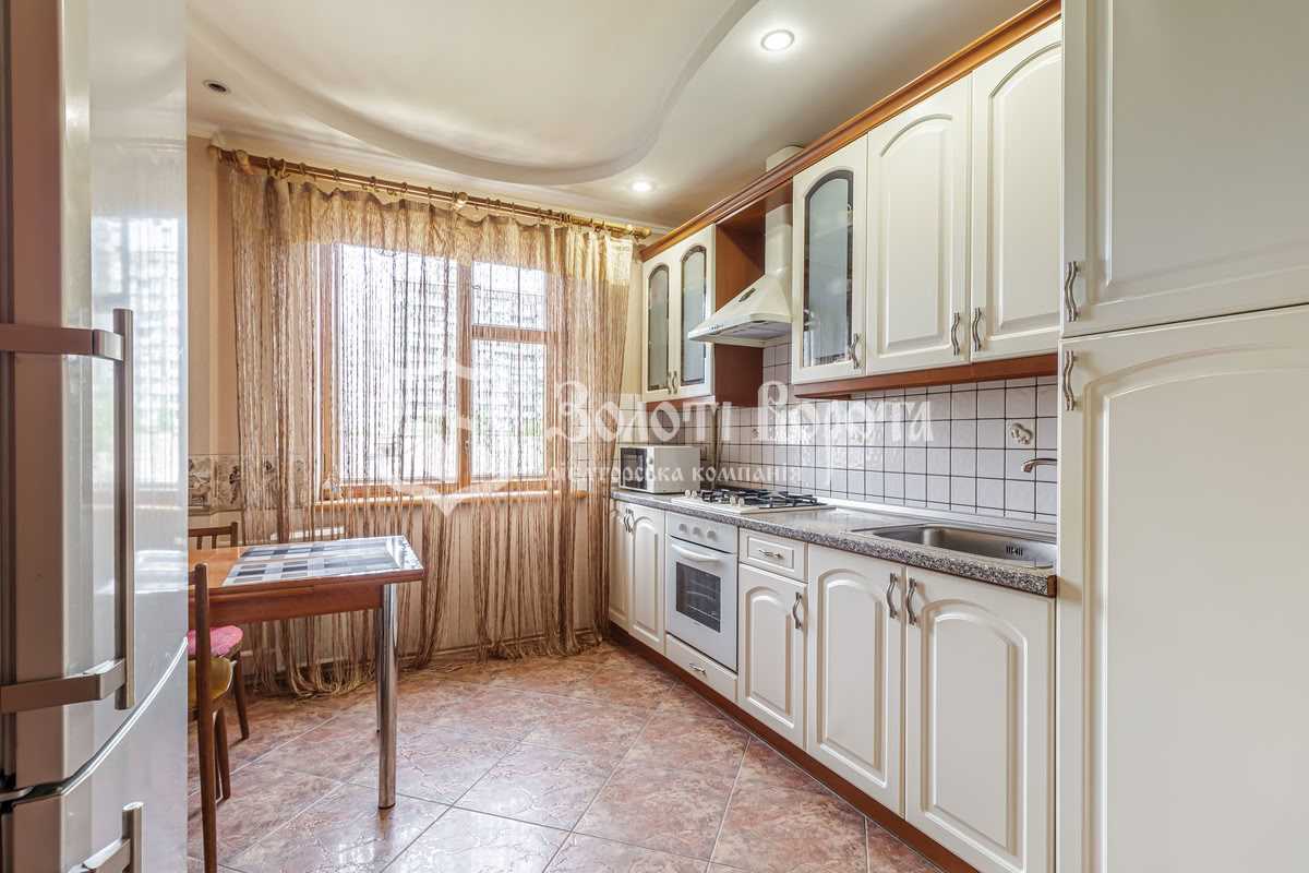 Продажа 3-комнатной квартиры 71 м², Харьковское шоссе, 174Б