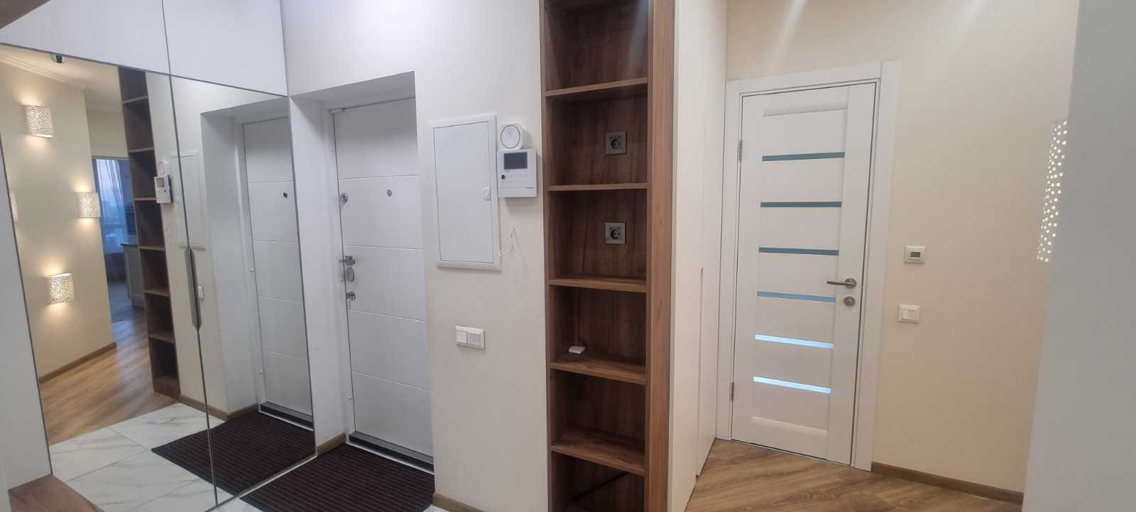 Продаж 2-кімнатної квартири 63 м², Михайла Донця вул., 2А
